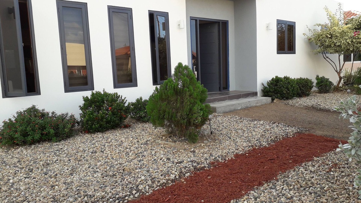 Oranjestad House | Stylish, clean and relaxing home