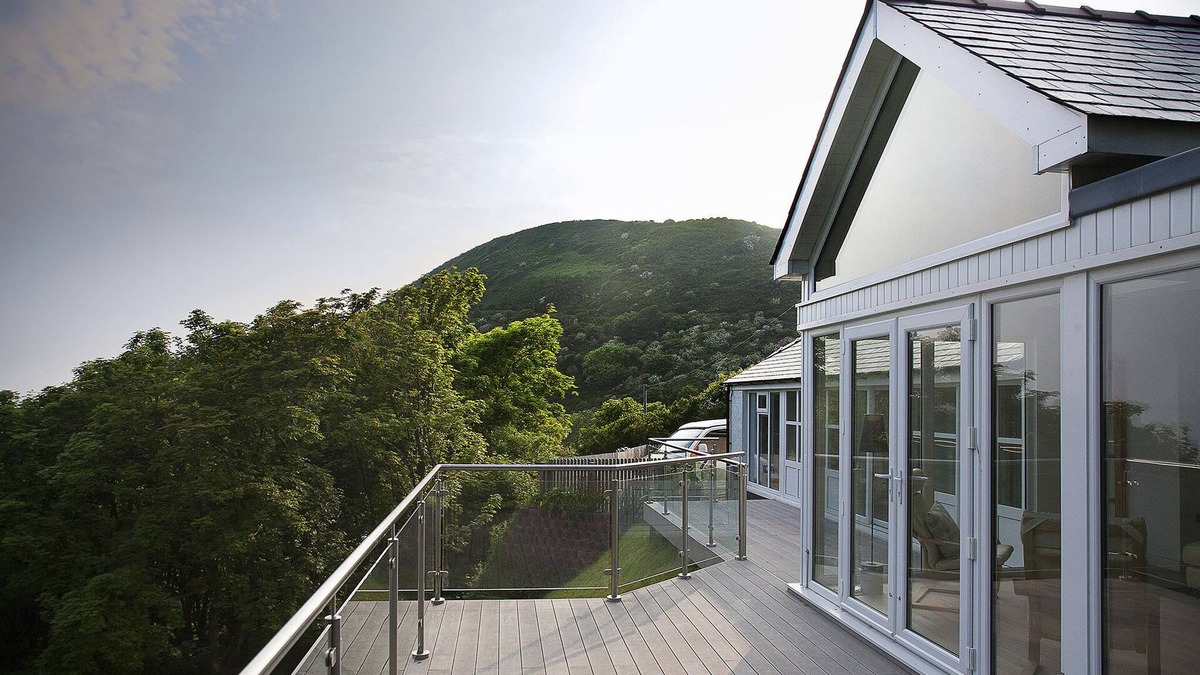 Tan-y-groes House | Stylish Coastal retreat