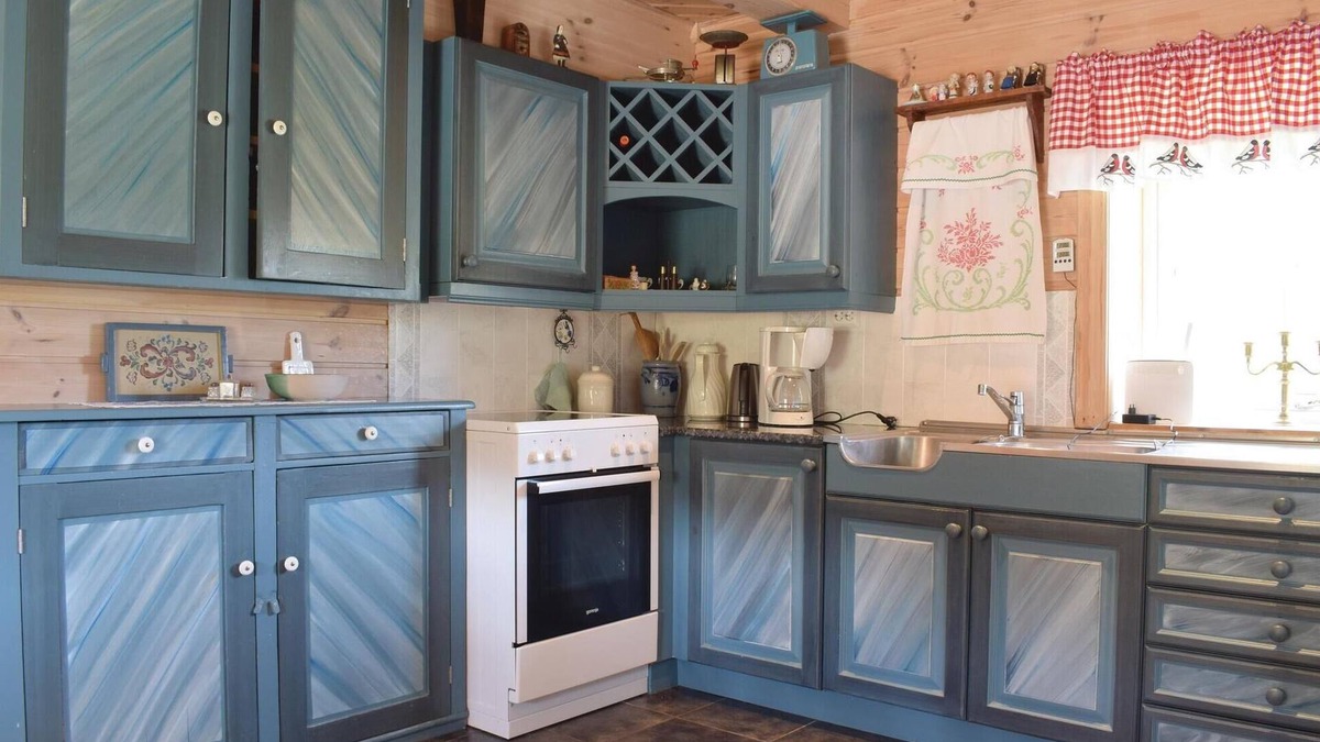 Hauggrend House | Stylish cottage in former post office from 1800. Very central location in beautiful nature.