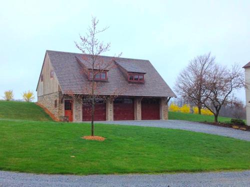 Steelville House | Stylish Cottage Loft Rental on a Farm in Lancaster County near Philadelphia, Pennsylvania