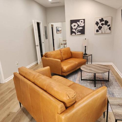 Eagan Park Apartment | Stylish Cottage Near Airport