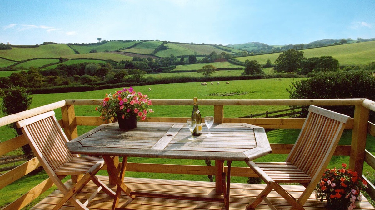 Liverton Cottage | Stylish Cottage over looking the beautiful South Devon Countryside.