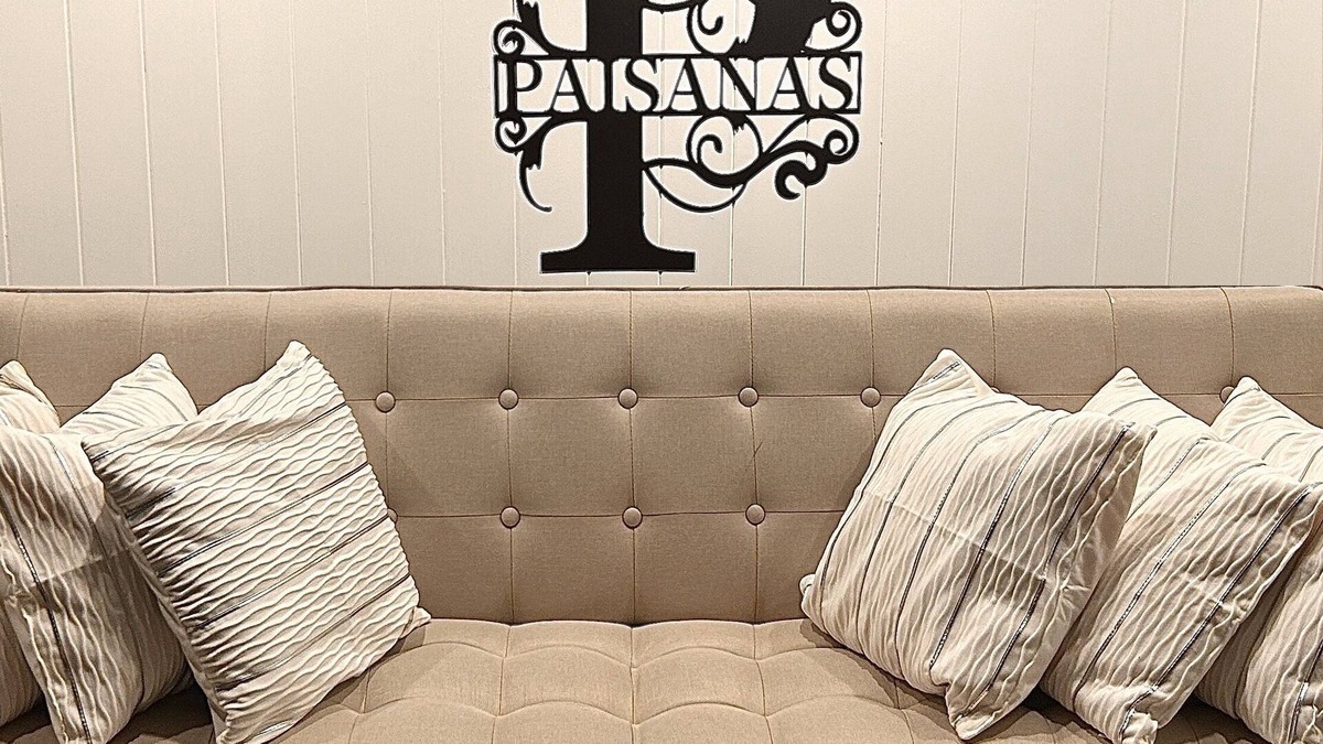Wisemans Ferry House | Stylish country guesthouse escape one hour from Sydney