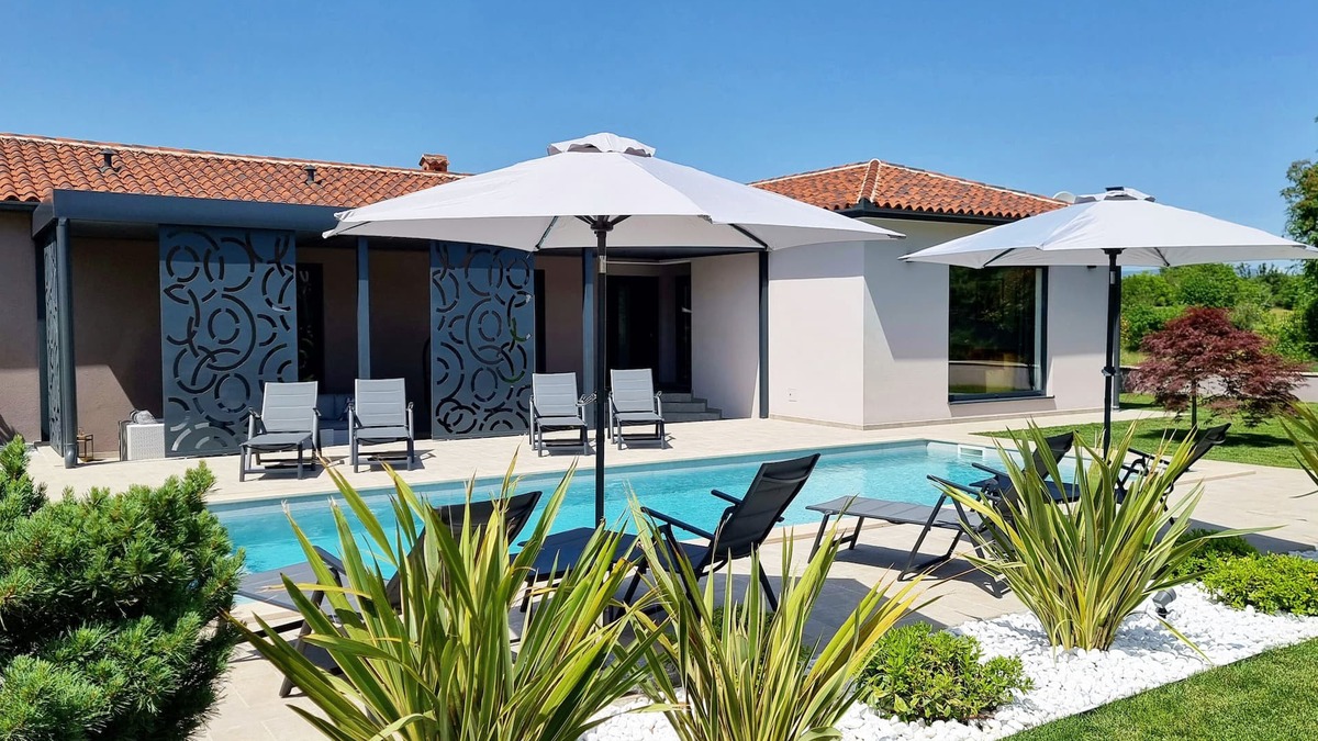 Sveta Nedelja Villa | Stylish Designer Villa with Pool & Guest Apartment Near the Sea