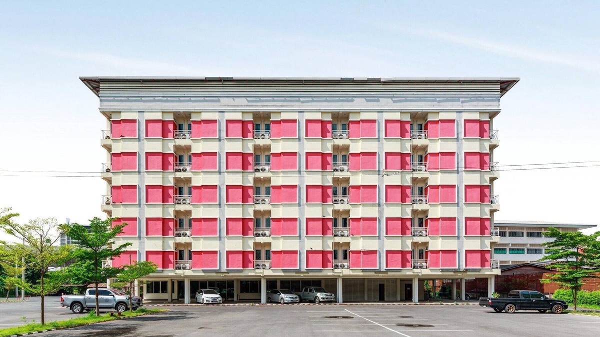 Bang Kra So House | Stylish Double Haven | Vresotel Deluxe Stay