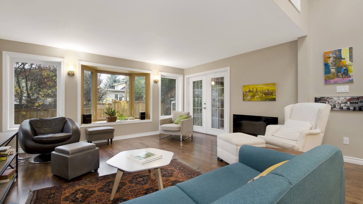 Sandy Hill House | Stylish east downtown house with easy river access