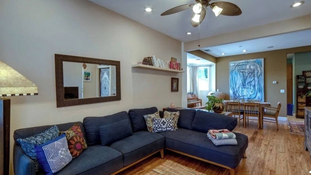 Ukiah House | Stylish, Eclectic two bedroom Retreat Near Downtown & Redwood