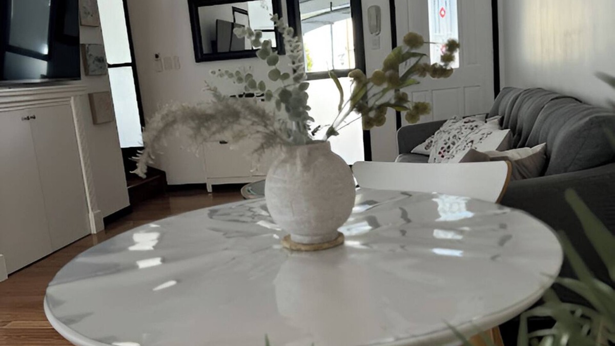 Wilston House | Stylish & Elegant 2BR Townhouse in Wilston, Brisbane
