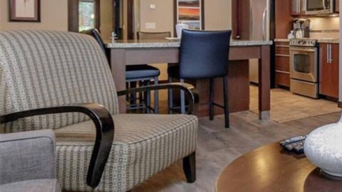 Regional District of Nanaimo Condo | Stylish Family Condo Next to Resort Hot Tub! *Discount for 3+ Nights*