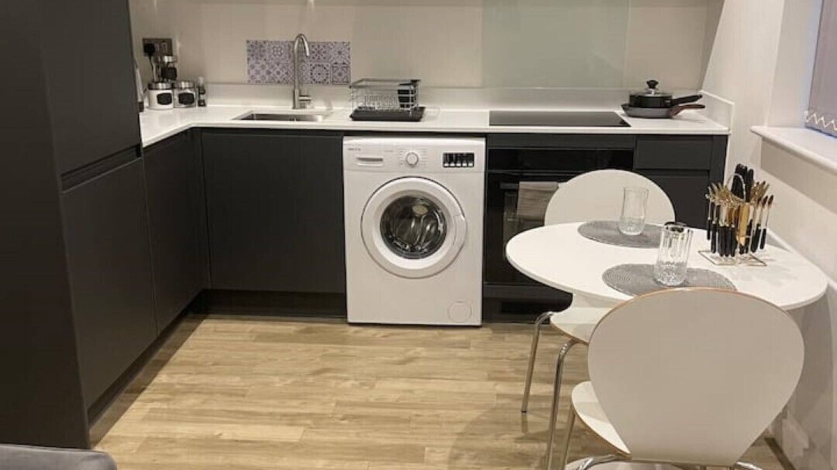 Old Trafford Apartment | Stylish flat in Old Trafford