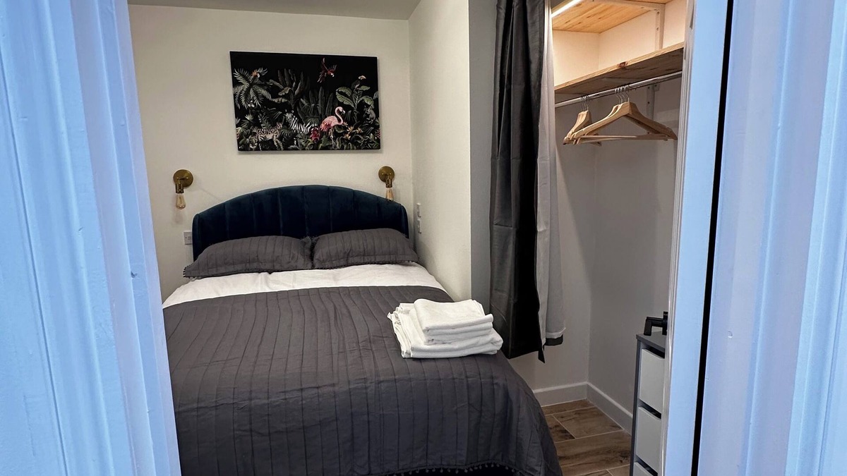 St. Helen's Apartment | Stylish Flat w/Garden in Notting Hill