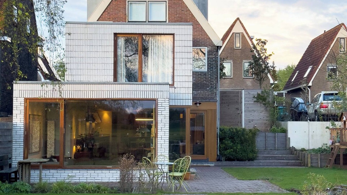 Amsterdam North House | Stylish freestanding Amsterdam house, great garden and meadow view. Remote work.