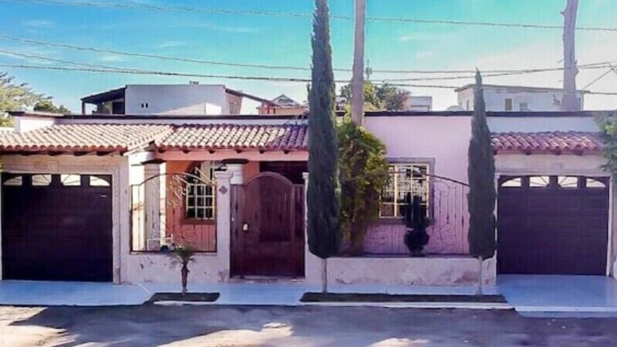 Oriente House | Stylish Getaway with Private Pool, Fire Pit & Xbox – Walk to the Beach!