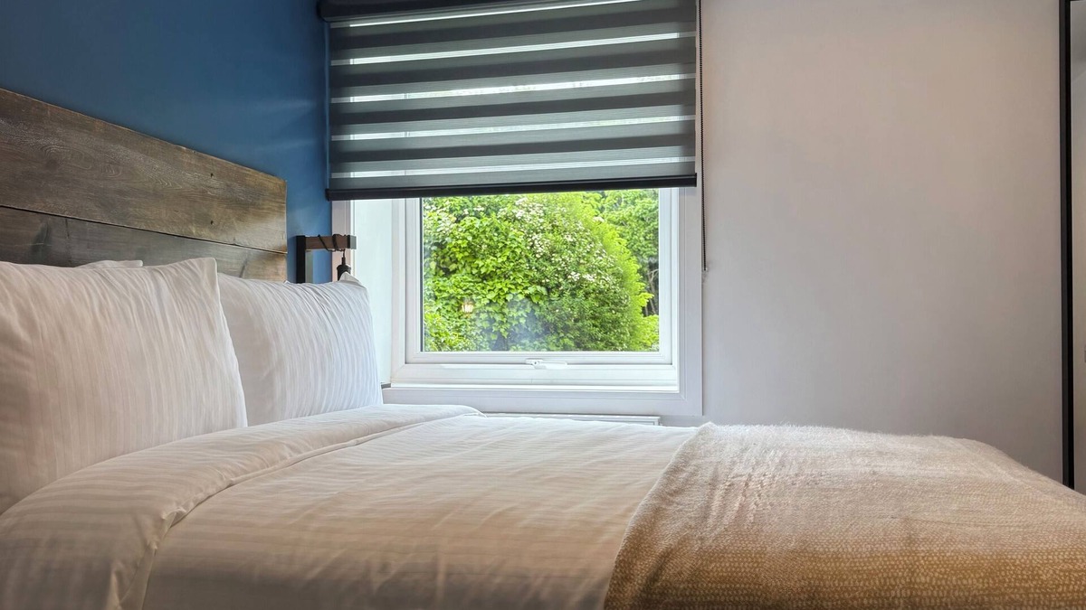 Chard Apartment | Stylish Ground Studio with Kitchenette - Double