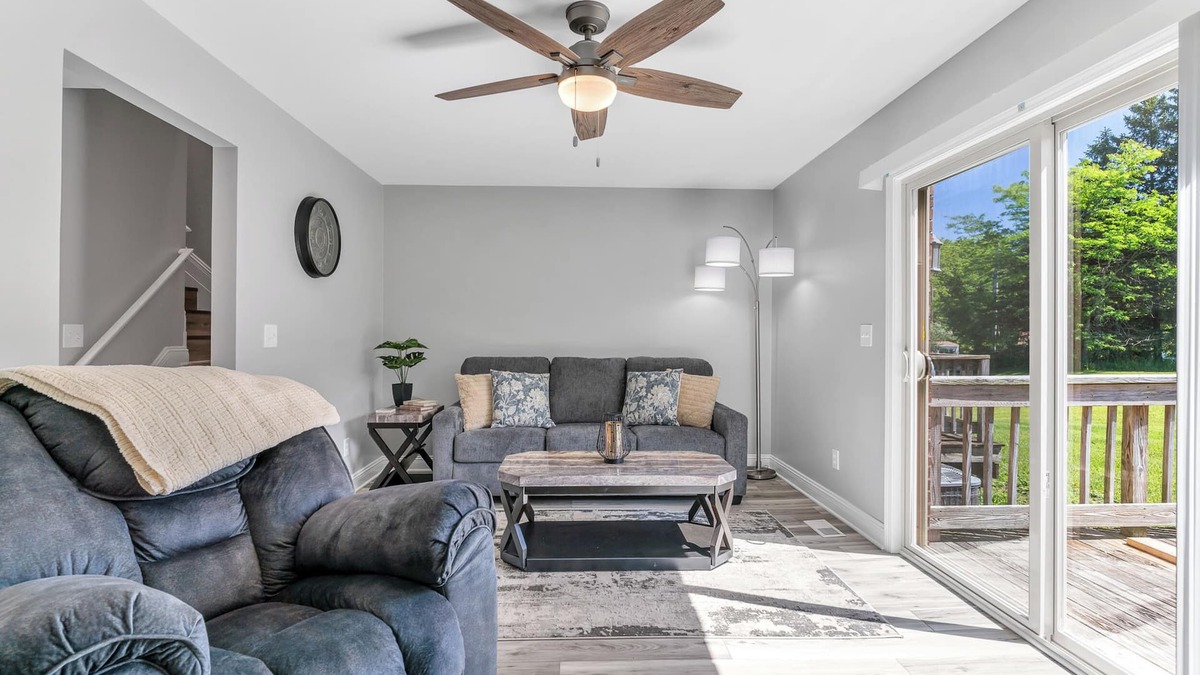 Holly House | Stylish Groveland 2BR/2.5 Bath Townhome- Unit 6643