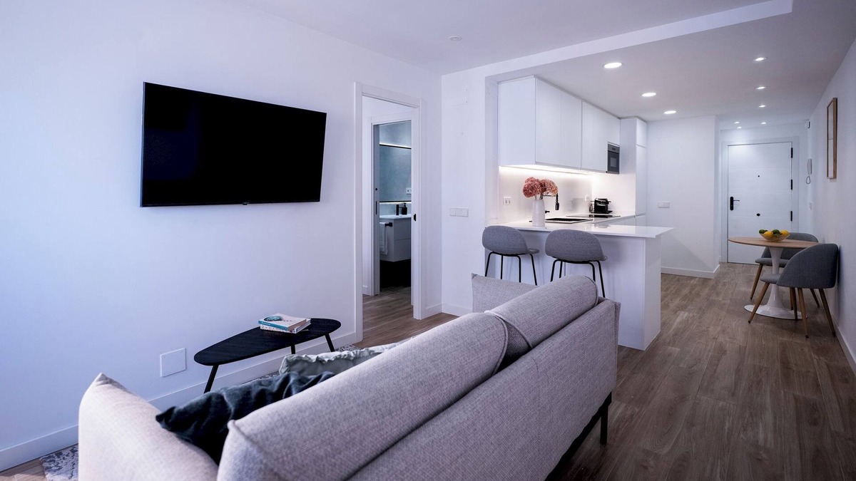 Castillejos Apartment | Stylish High-Floor Retreat with Sunny Terrace