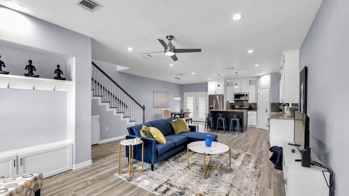 Greater East End House | Stylish Home 10 minutes from Downtown