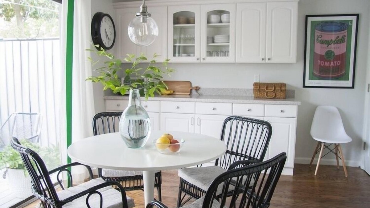 Historic Downtown Savannah House | Stylish House By Forsyth Park