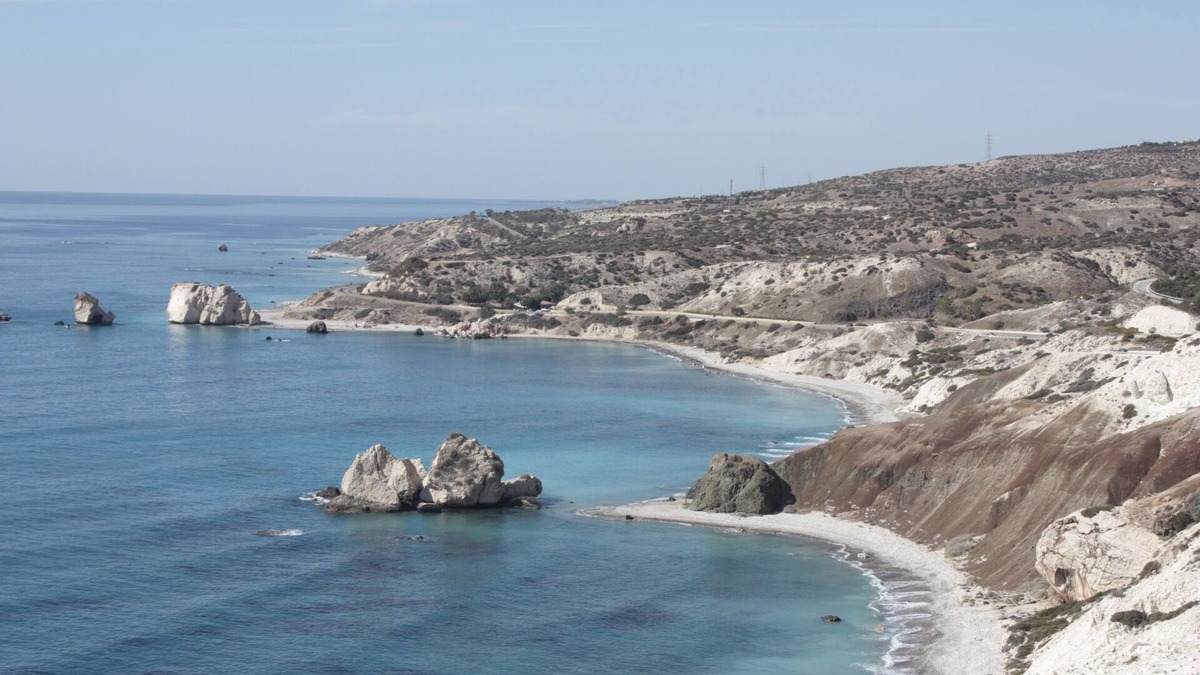 Kouklia Villa | Stylish luxury villa, private pool & stunning views on a popular golf resort