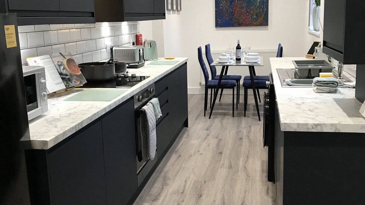 Whitefield House | Stylish modern 3-bed house nr Manchester City Ctr