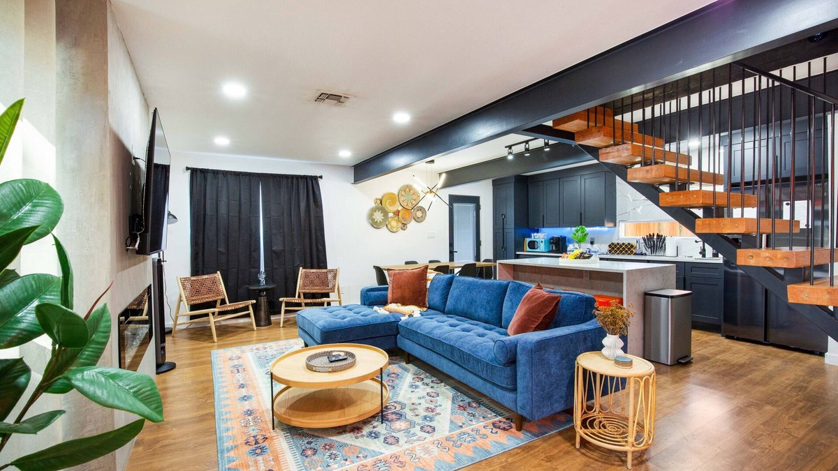 Franklin Park House | Stylish Modern 3Br Home 10 min from AUS Airport