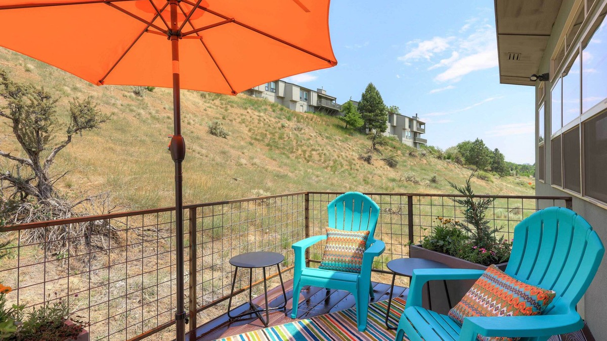 Quail Ridge Apartment | Stylish & Modern Boise Studio w/Foothills Views!