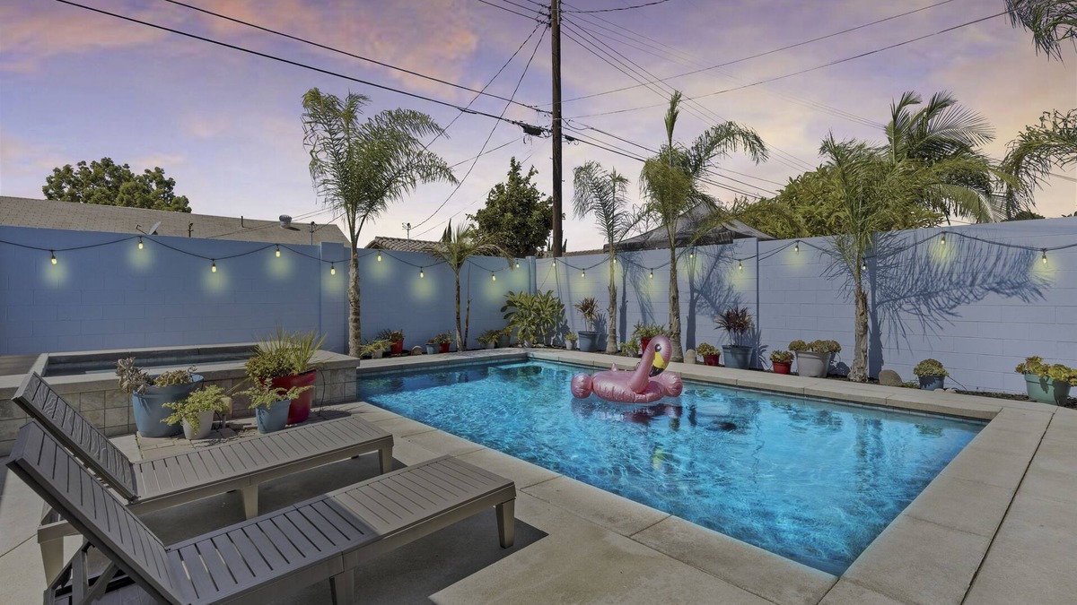 Buena Park House | Stylish Modern Home, Pool & Spa, 7 Mins to Disney