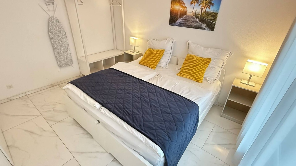 Ichenhausen Apartment | Stylish new build apartment/Legoland
