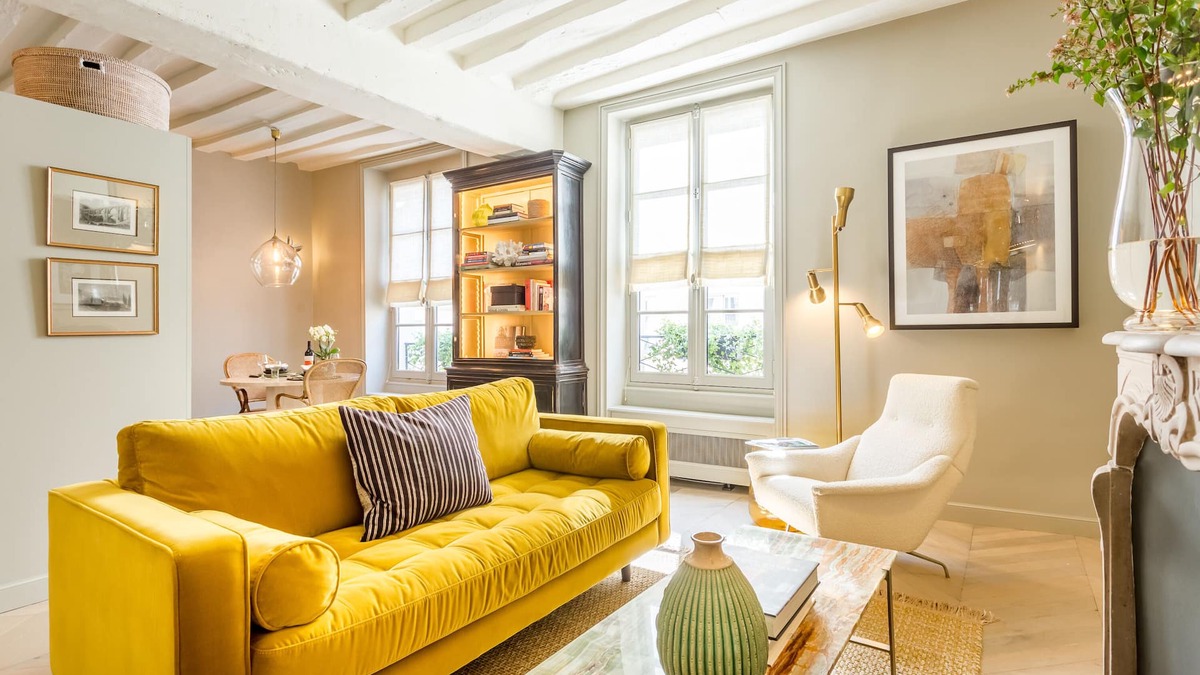 Quartier de la Monnaie Apartment | Stylish one bedroom in the heart of Saint Germain