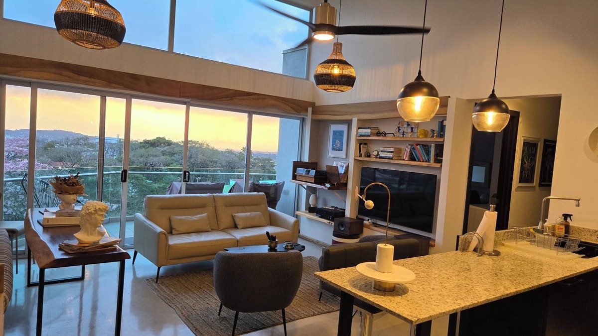 Pavas Condo | Stylish Penthouse Condo in San José, Costa Rica