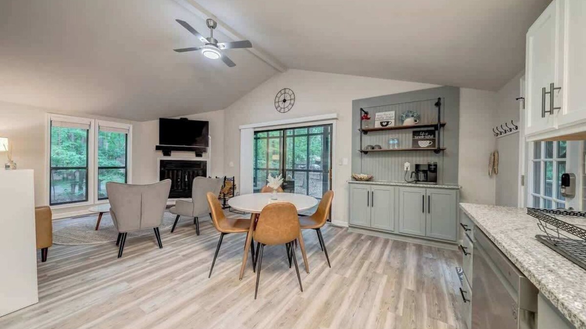 The Woods Cabin | Stylish Retreat w Fireplace, Games & Pool Access