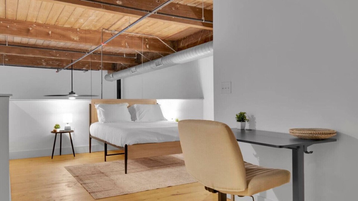 Judson Apartment | Stylish, Roomy 2BD Loft | Pool | 5 mins to DT GVL