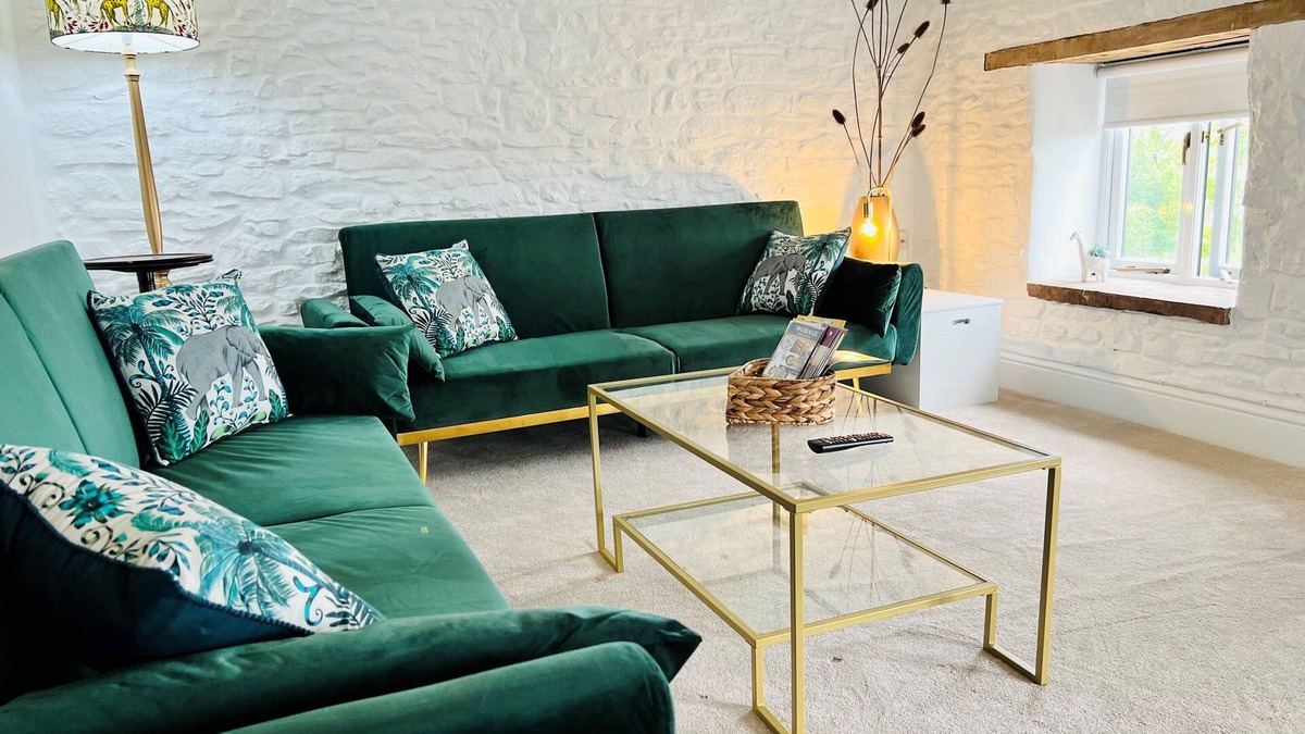 Redbrook Cottage | Stylish & Rural Luxury Cottage