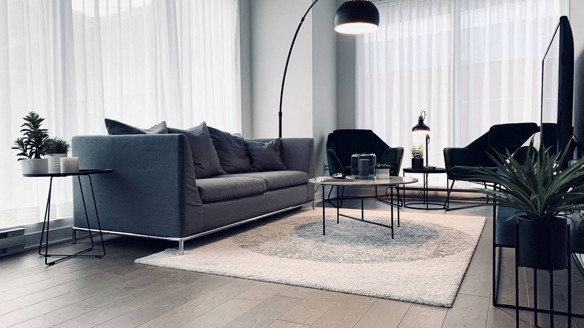 Downtown Montreal Condo | STYLISH & SPACIOUS 2BDR IN 5 STAR DOWNTOWN HIGH RISE COMPLEX
