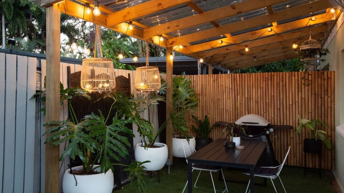 Parramatta Park Apartment | Stylish Tropical Retreat with Private Courtyard & Prime Location