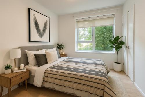 Downtown Vancouver Apartment | Stylish Urban Living 2 Bedroom Townhouse Near Yaletown
