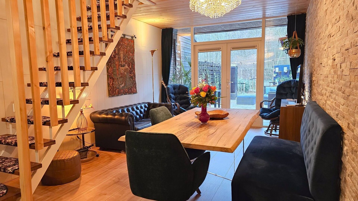 Groot Valkenisse House | Stylish vacation home at the foot of the BG05 dunes!