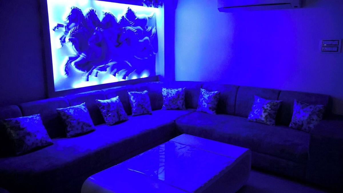 Jaipur Apartment | stylish vacation home with home theater, games zone and open terrace