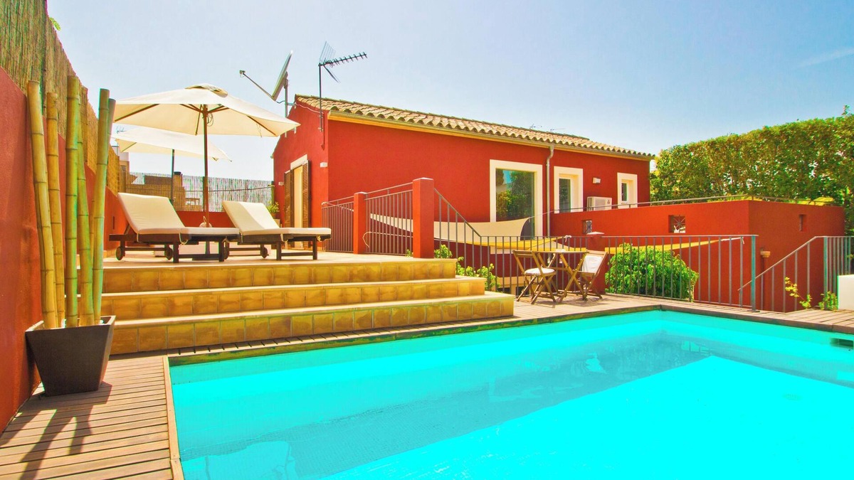Pla De Na Tesa House | Stylish villa in Palma, with heated pool and private garden.