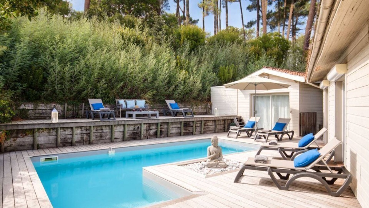 Le Canon Villa | stylish villa with beautiful sea view and heated pool (May to Sept)