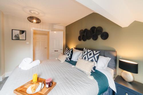 Acocks Green Apartment | Stylish & Well Equipped Modern Home
