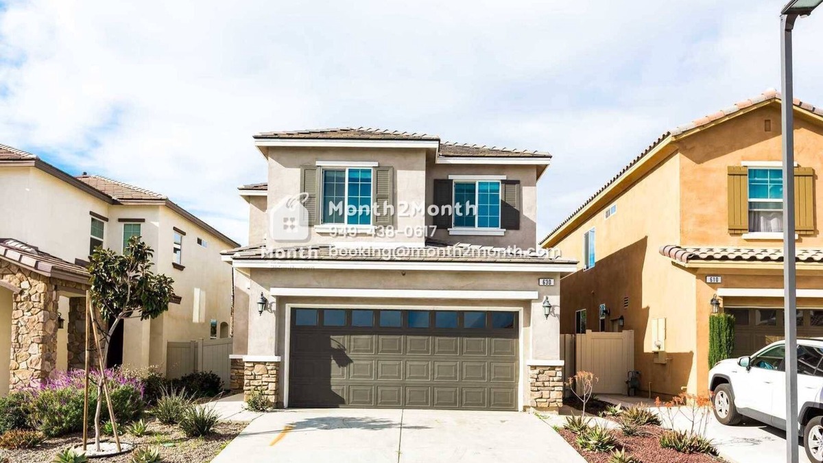 Rialto House | Stylish Woodcrest Castle #41339