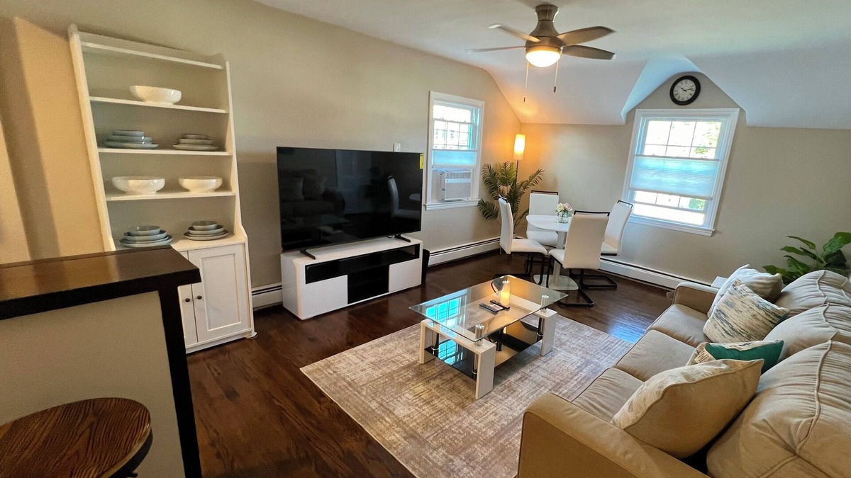 Patchogue Apartment | Stylish yet cozy experience at this centrally-located place in Patchogue.nn