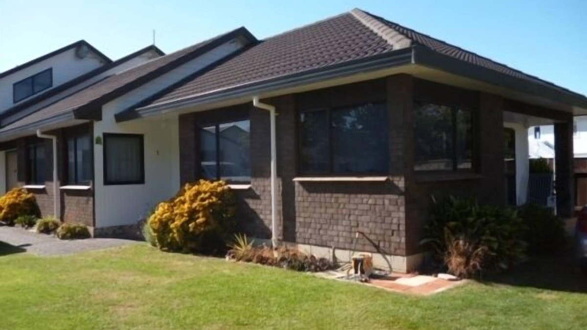 Kairakau Condo | Sunny and well appointed Kairakau beach house. Sleeps 7