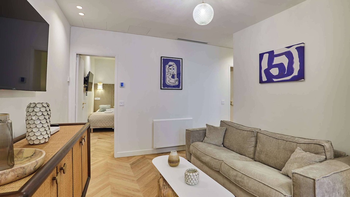 Saint-Vincent-de-Paul Apartment | Sublime air-conditioned apartment Center of Paris