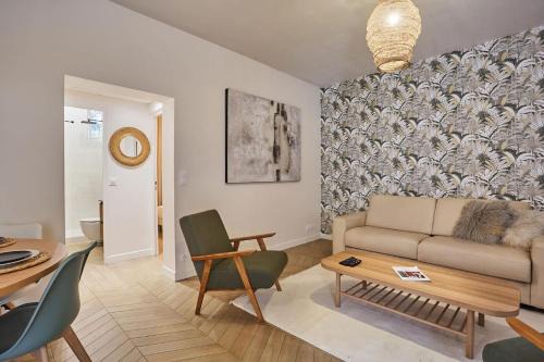 Bel-Air Nord Apartment | Sublime flat Paris Bois de Vincennes by Studio prestige