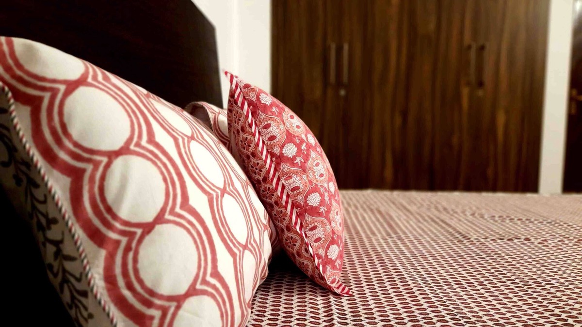 Bhubaneshwar Bed & Breakfast | Sublime Home stay: Deluxe Room with Balcony