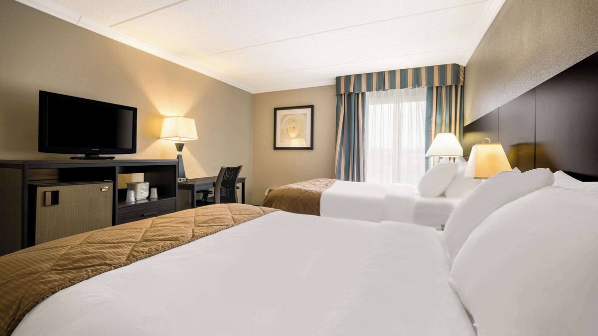 Lindbergh Lawns Hotel | Suburban Studios Syracuse Fairgrounds