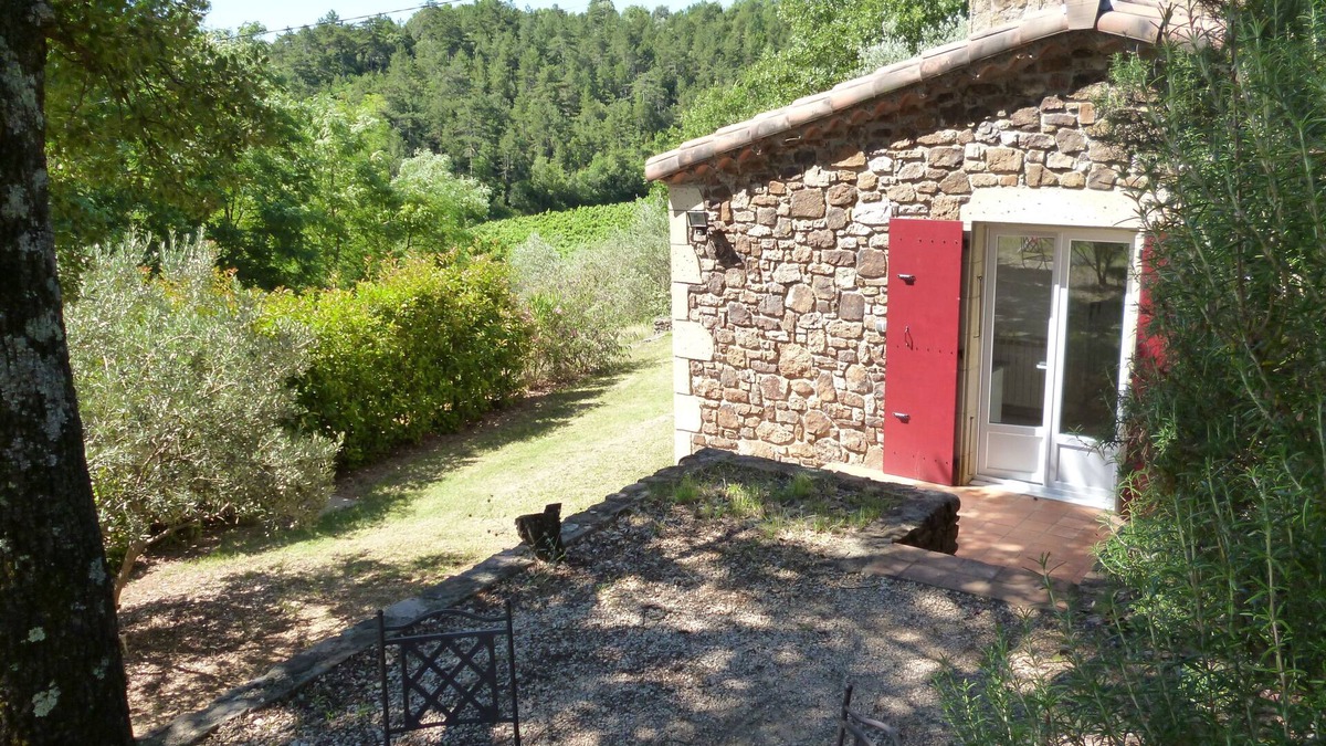 Vinezac House | Sud Adèche in VINEZAC Cottage in the heart of an olive grove