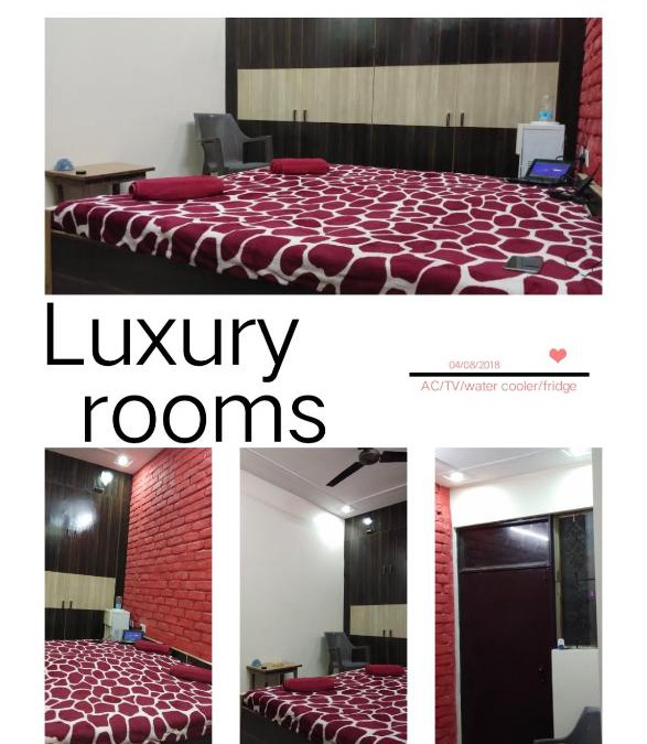 Gomti Nagar Bed & Breakfast | Sudha sadan